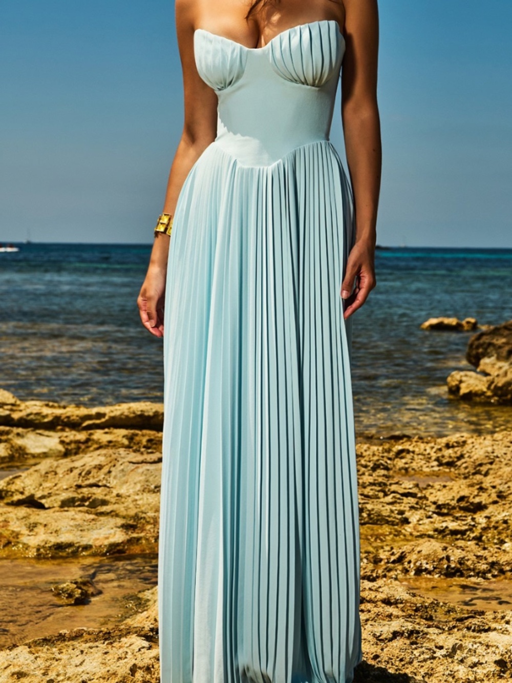 House of CB Marcella Pleated Dress - Picture 4 of 4
